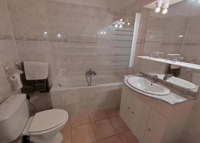 Hotel Lou Jas Soleilhas