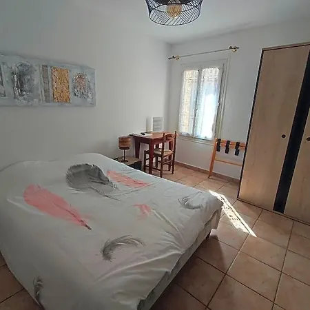 Lou Jas Hotel
